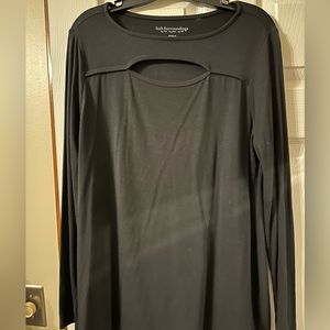Women’s soft surroundings top size medium